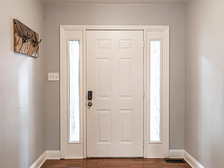 104 Juniper Creek Blvd — Photo 6