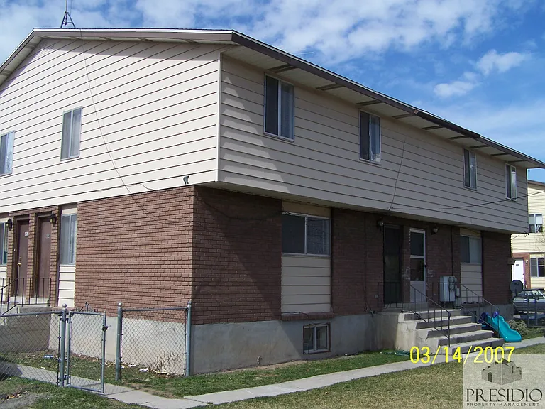 654 N 400 W — Photo 24