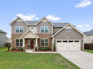 387 Fountain Grove Dr, Raeford, NC 28376