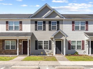 1005 Grandeur Ave, Jacksonville, NC 28546