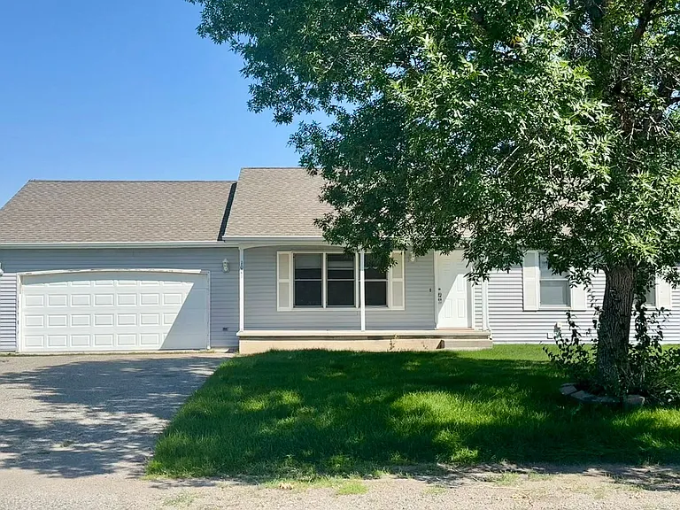 1001 E Missoula Ave — Photo 2