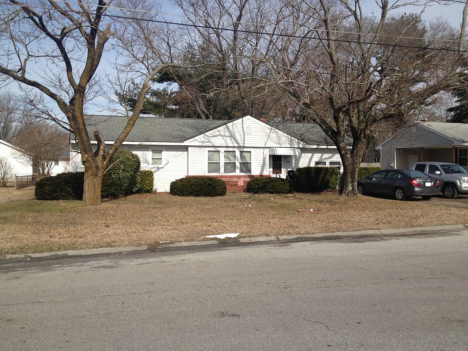 1307 Belmont Ave