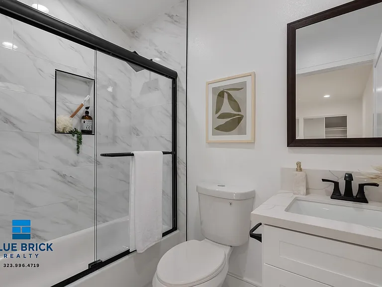 2708 S Cochran Ave #2708 — Photo 18