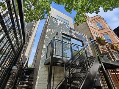1349 N Leavitt St #1A, Chicago, IL, 60622