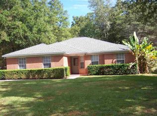 4524 Bridgewater Dr, Pace, FL 32571