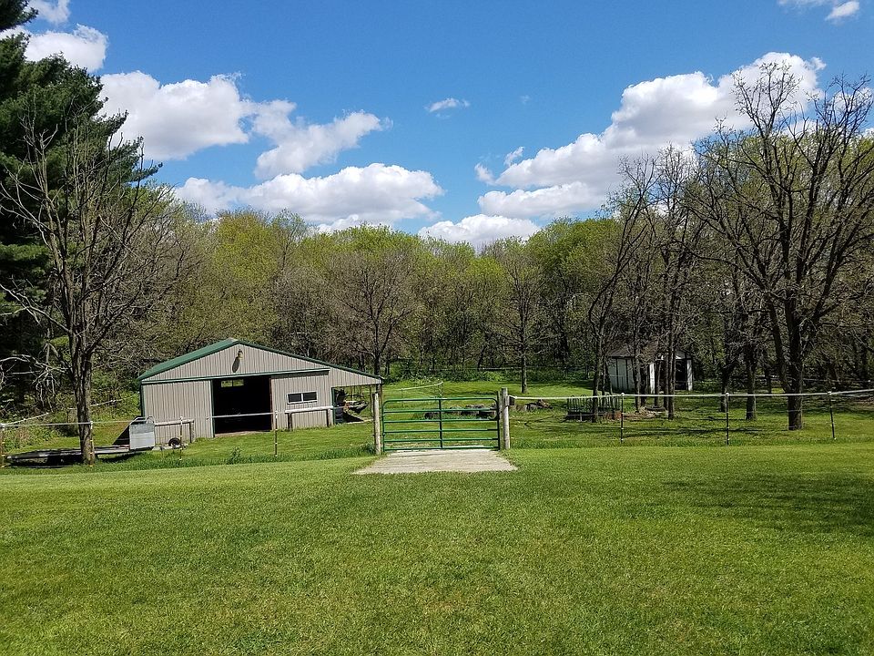 Newer 30X45' Pole Building