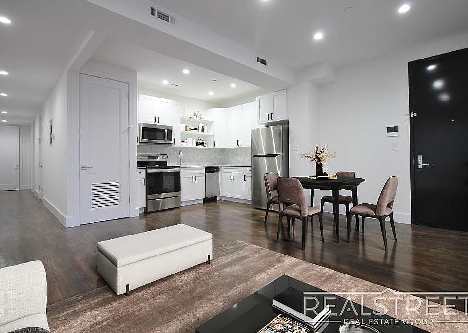 1st image of 122 Thomas S Boyland St #1F