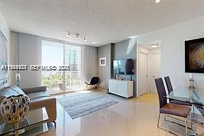 4th image of 185 SE 14th Ter APT 1605