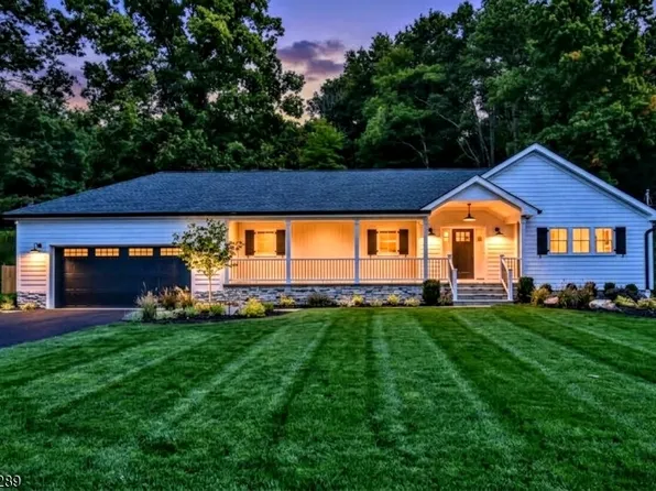 23 Melrose Ave, West Milford Twp., NJ 07421