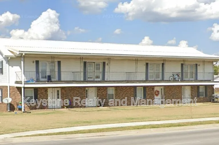 270 Thompsonville Ln #201 — Photo 1