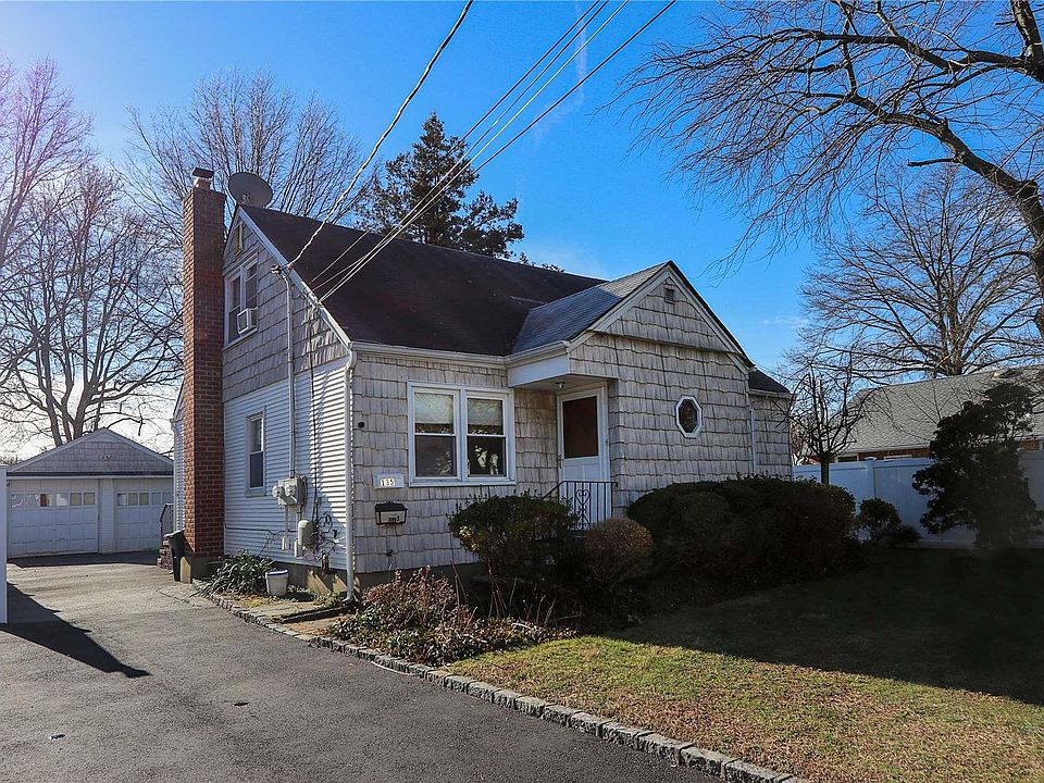 1st image of 135 Woolsey Avenue