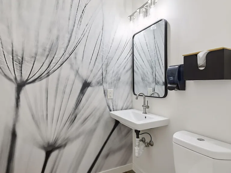 66 9th St #2501 — Photo 38