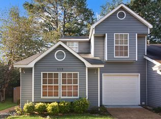 112 Glen Hollow Dr, Clinton, MS 39056