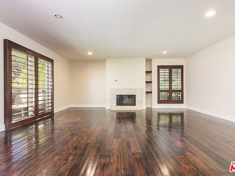 7249 Franklin Ave #201 — Photo 3