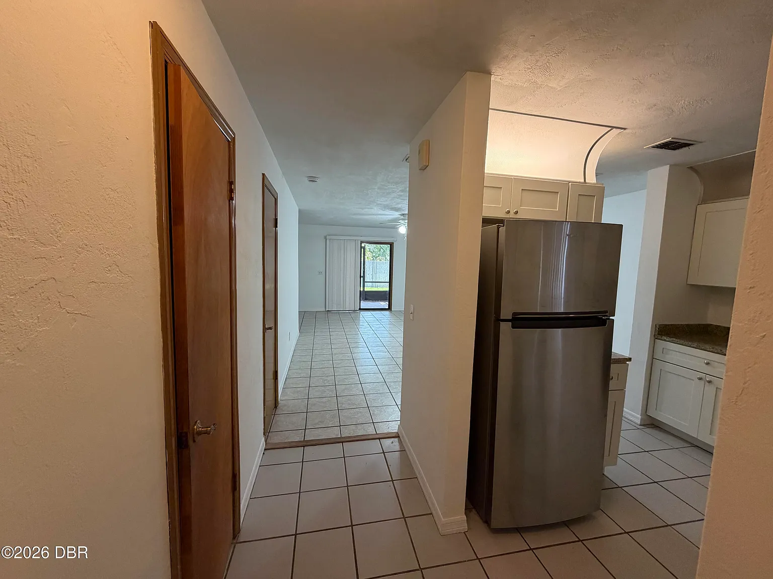 2 bed, 2.5 bath, 1152 sqft, $1,600 — Photo 2
