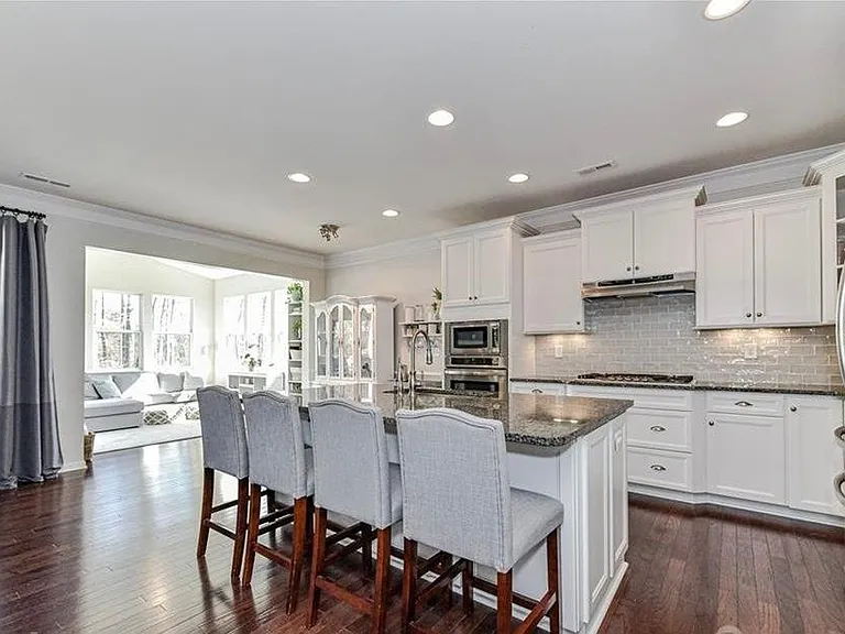 8914 Loch Glen Way — Photo 31