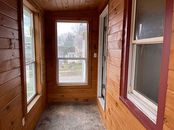 2nd image of 282-284 Broadhead Ave #2