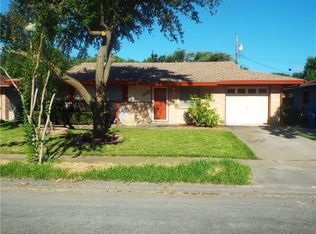 1237 Denver St, Portland, TX 78374