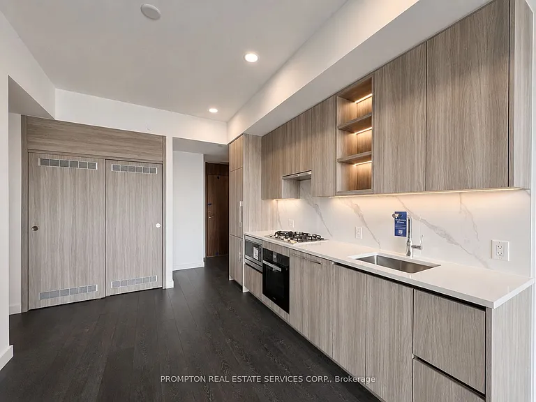 18 Esther Shiner Blvd #346 — Photo 13