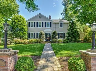 2 Garden Rd, Summit, NJ 07901