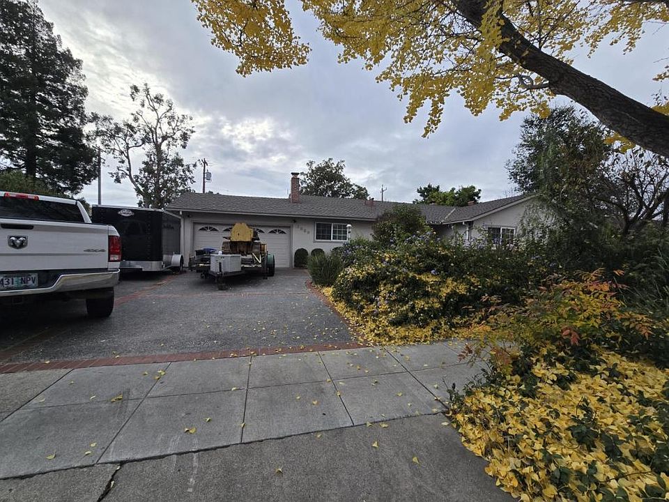 1st image of 2889 Cherry Ave