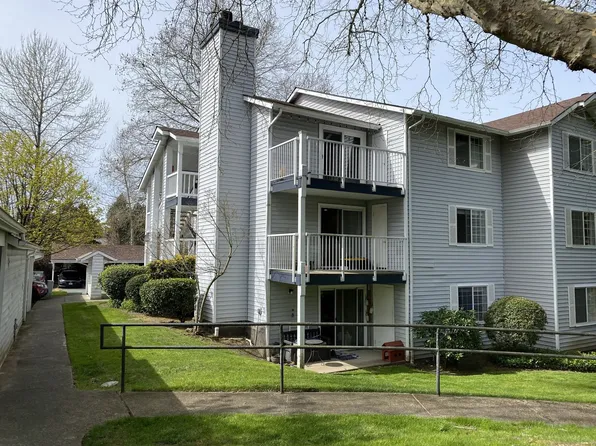7453 Newcastle Golf Club Rd APT G205, Newcastle, WA 98059