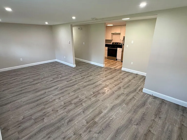 310 Thompson Road LLC — Photo 51