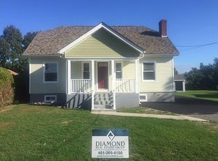 22 Haskins Ave, Tiverton, RI 02878