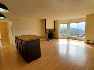 357 Upper Ter APT 3, San Francisco, CA 94117
