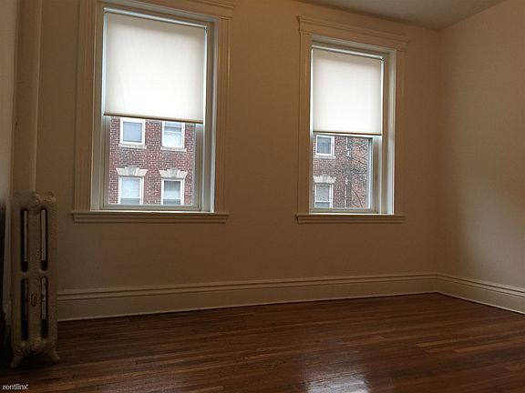 116 Warren #18,19 008