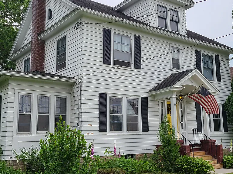 3410 James St — Photo 34