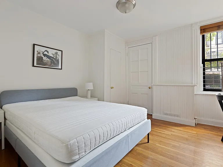 864 President St #1R — Photo 3