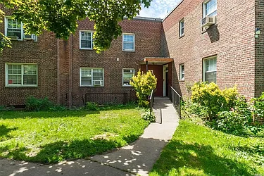 78-05 Park Drive East, #4B