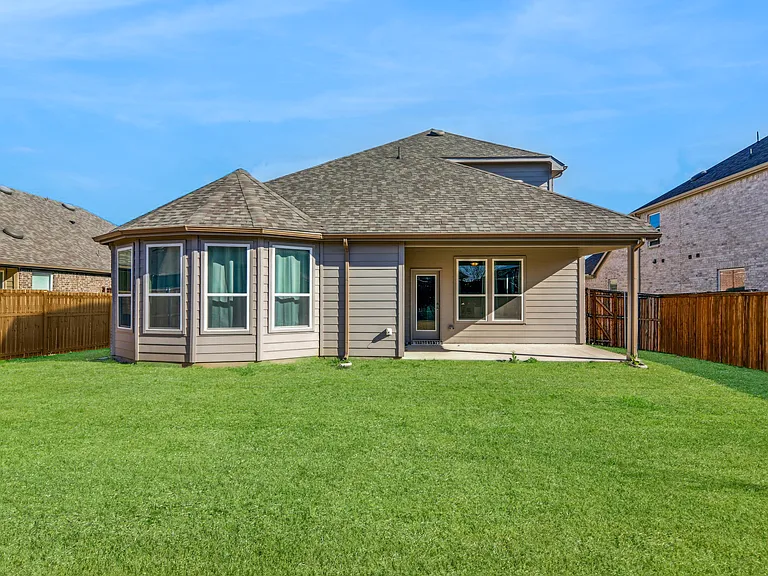 1512 Quentin Dr — Photo 34