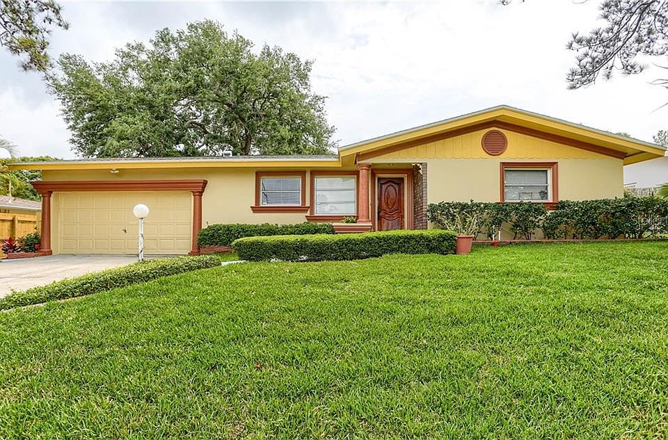 1st image of 1525 Picardy Cir