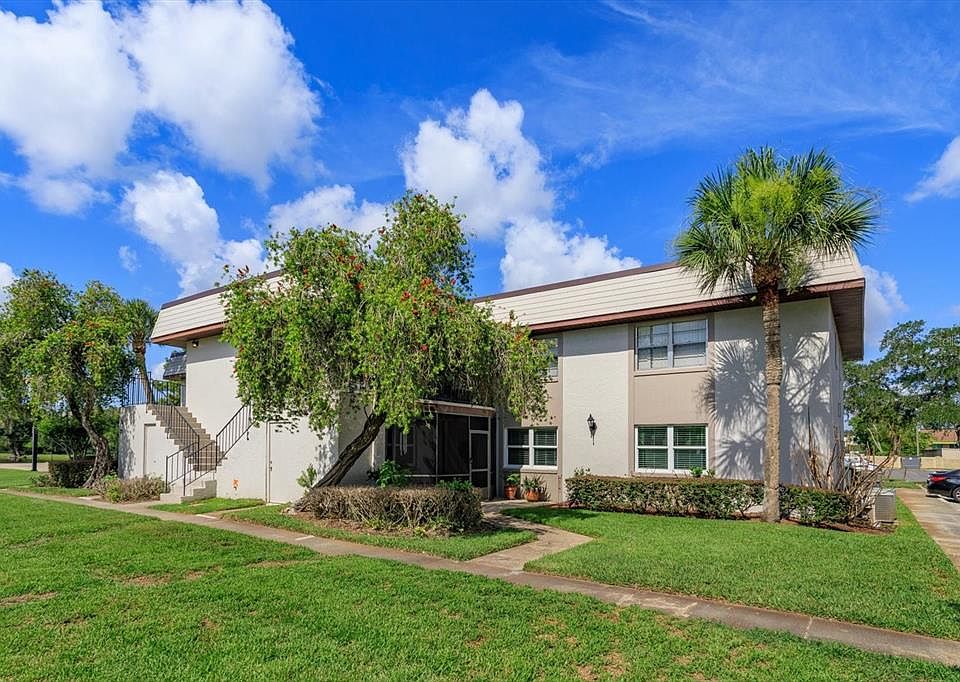 1st image of 27 WINDTREE LANE #102