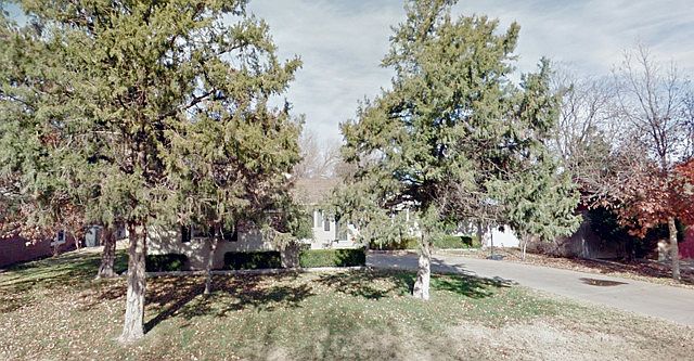 1st image of 5302 Tawney Ave