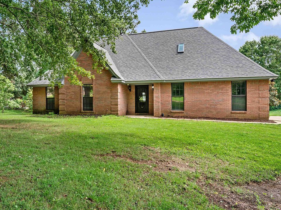 1st image of 167 Hillview Dr