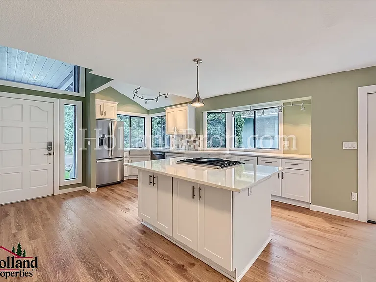 6765 SW 152nd Ave — Photo 8