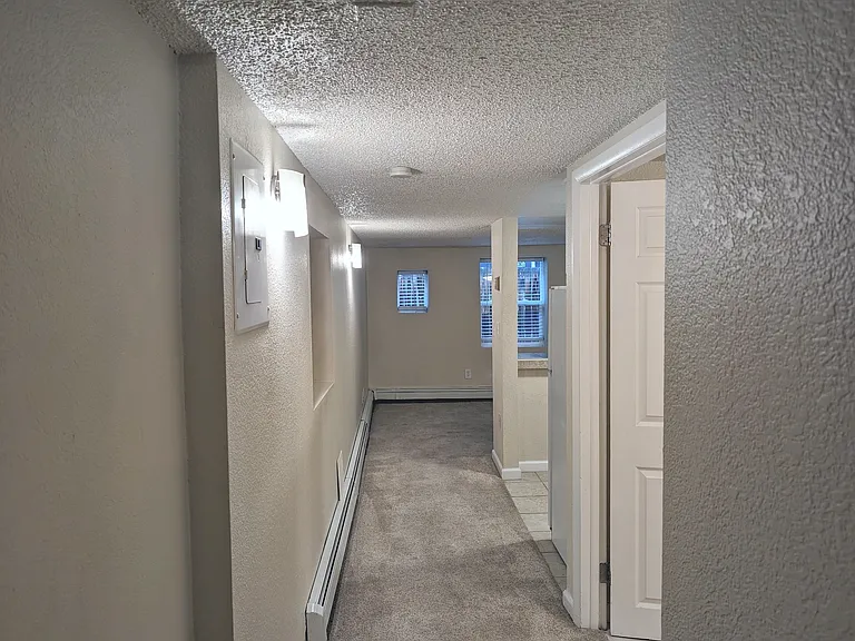 1940 W 32nd Ave #GL2 — Photo 8