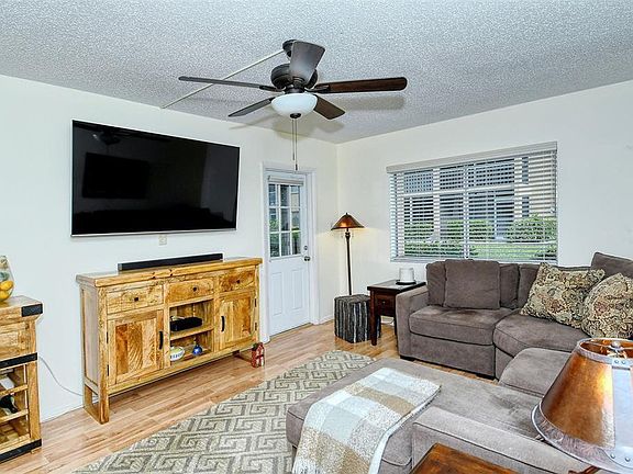 5th image of 1520 Glen Oaks Dr E Unit 144