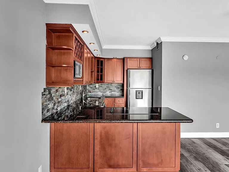 833 NE 18th Ct #3 — Photo 10