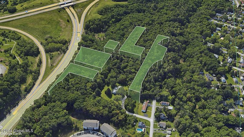 2nd image of L4 Virginia Avenue