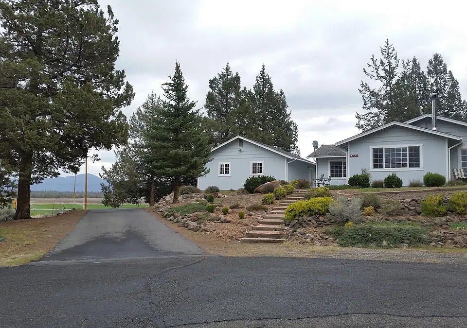14737 Silver Spur Rd, Weed, CA 96094 Zillow