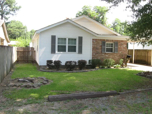 208 Lynn St, Stuttgart, AR 72160