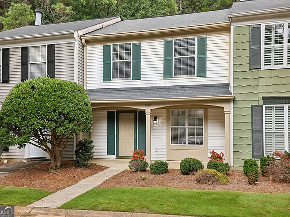 2nd image of 2906 Queen Anne Ct