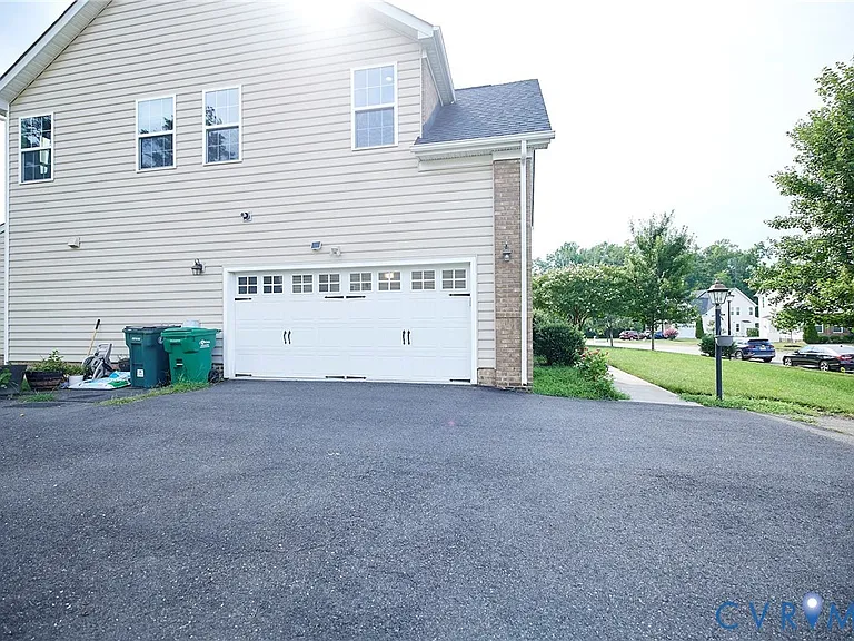11513 Hainesland Dr — Photo 98