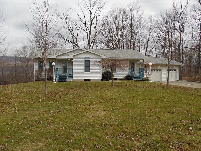 1st image of 108 Willow Dr
