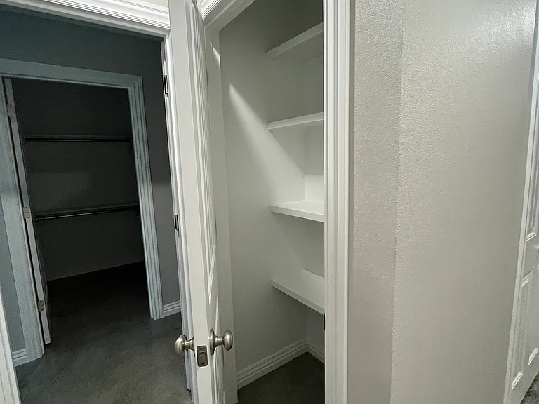 4140 N Saint Louis St — Photo 11
