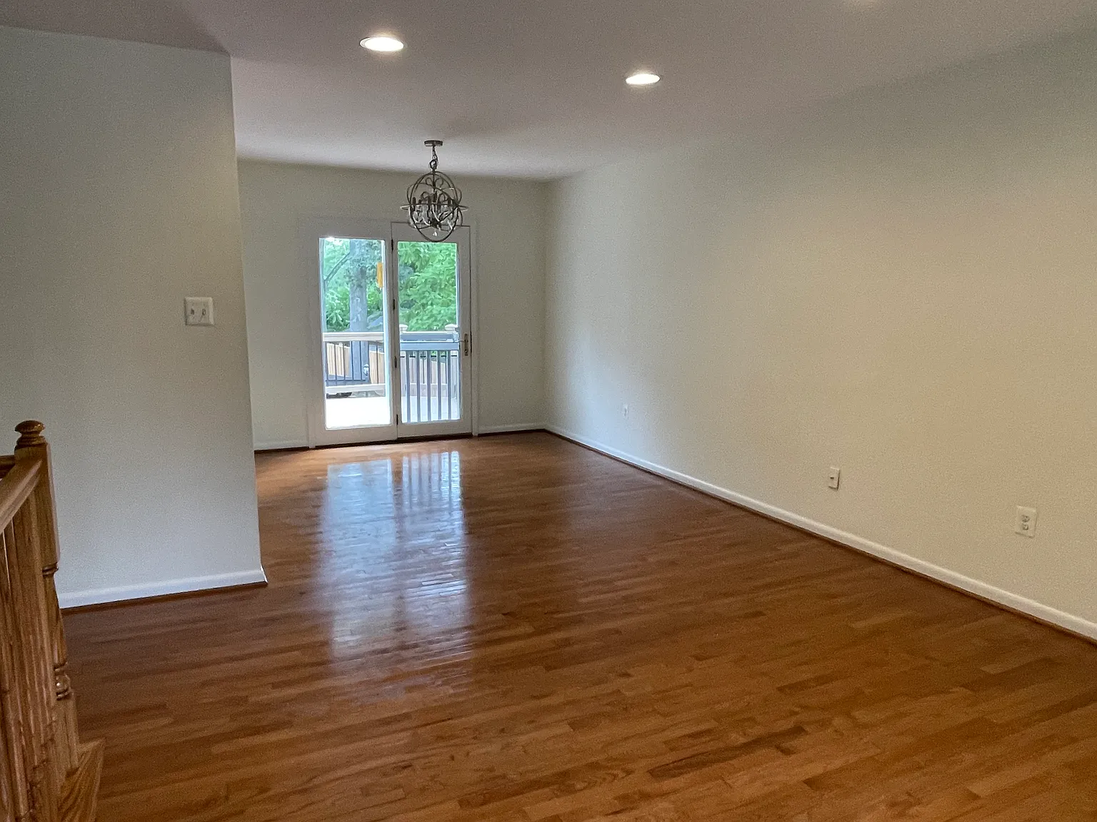 4 bed, 1976 sqft, $3,500 — Photo 4